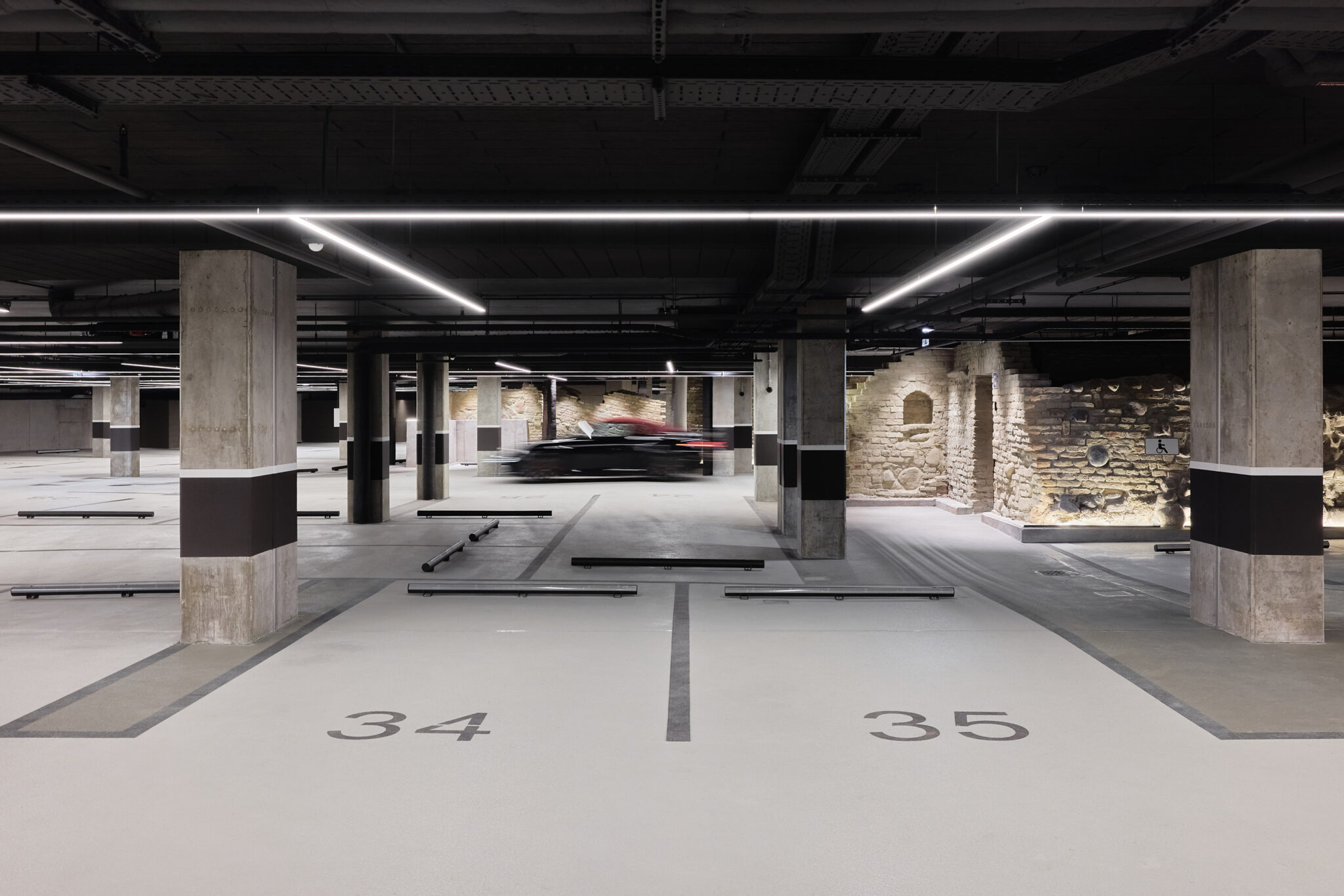 Požeminė automobilių stovejimo aikštelė